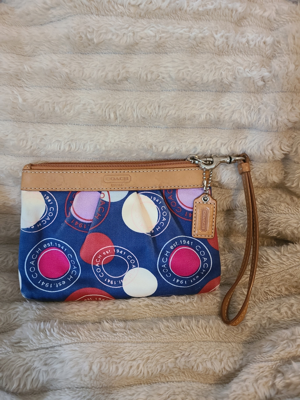 Coach Leah Polka Dot Pattern, Y2K Zipper Wristlet